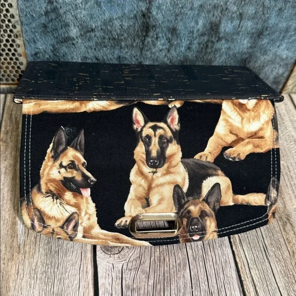 Handmade Fabric Wallet - Picture 4 of 9